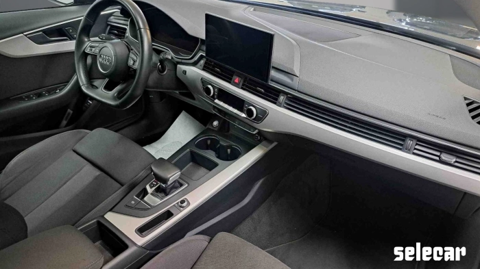 Audi A4 Avant  35 2.0 tdi mhev S Line edition 16