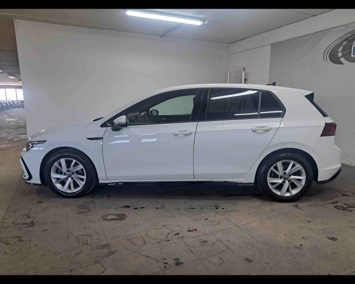 Volkswagen Golf  2.0 tdi R-Line 150cv dsg