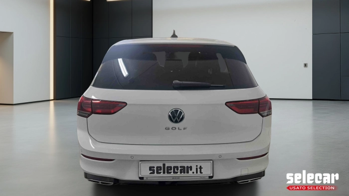 Volkswagen Golf  2.0 tdi R-Line 150cv dsg
