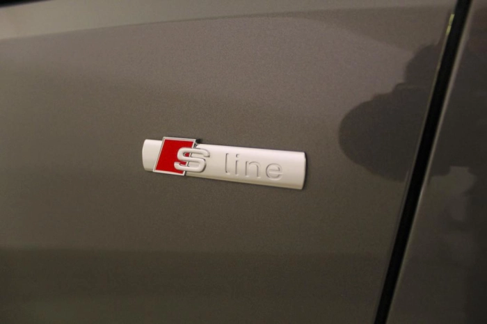 Audi A4 Avant  40 2.0 tdi mhev S line edition quattro 204cv s-tronic