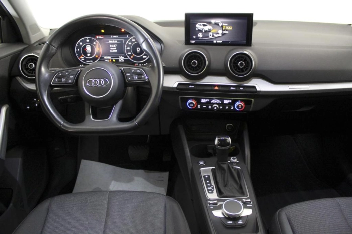 Audi Q2  30 2.0 tdi Identity Black s-tronic