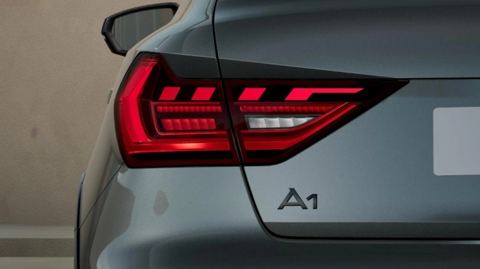 Audi A1 Allstreet   Identity Contrast 30 TFSI  85(116) kW(CV) S tronic