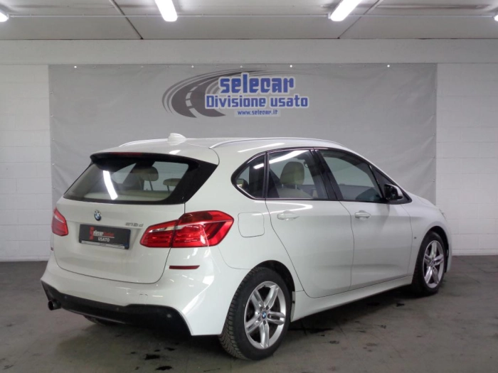 BMW Serie 218d Active Tourer Sport au