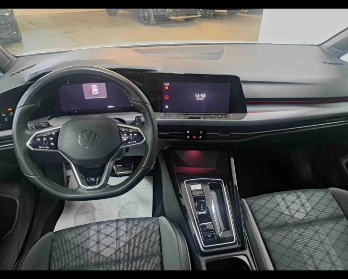 Volkswagen Golf  2.0 tdi R-Line 150cv dsg