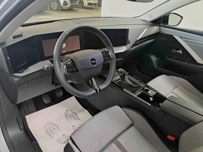 Opel Astra  1.2 t Elegance s&s 130cv