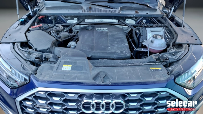 Audi Q5 Sportback  40 2.0 tdi mhev 12V S lin