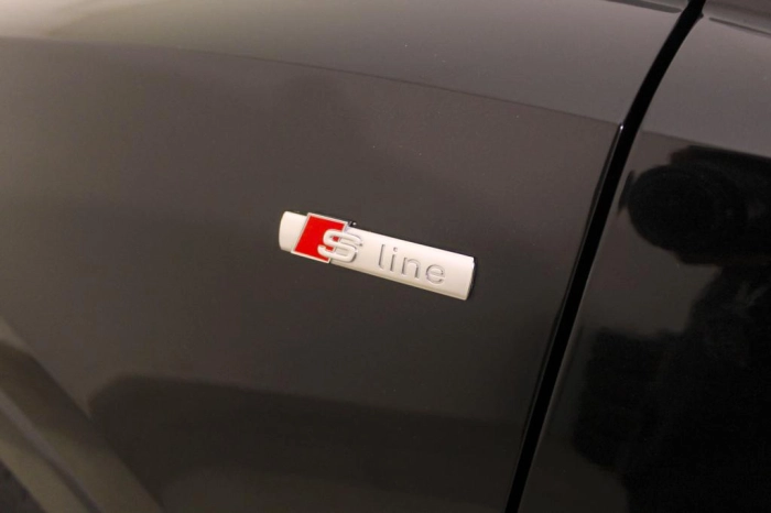 Audi Q3 Sportback  35 2.0 tdi S line edition s-tronic