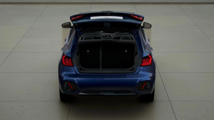 Audi A1 Allstreet   Identity Contrast 30 TFSI  85(116) kW(CV) S tronic