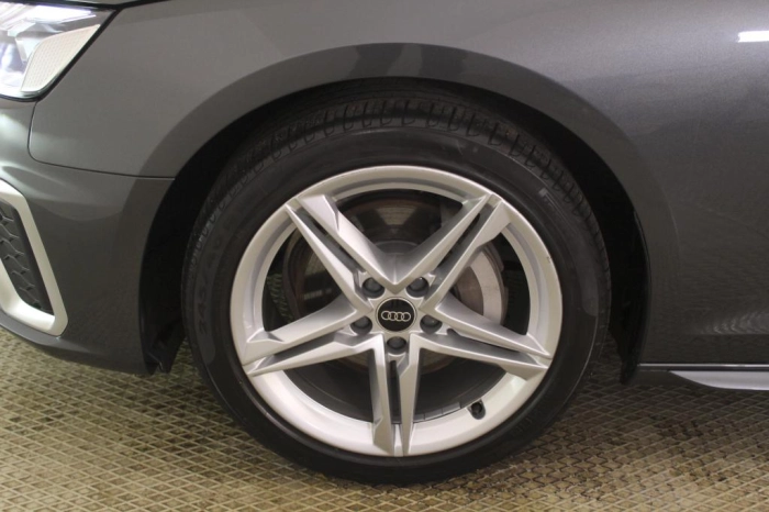 Audi A4 Avant  40 2.0 tdi mhev S line edition quattro 204cv s-tronic