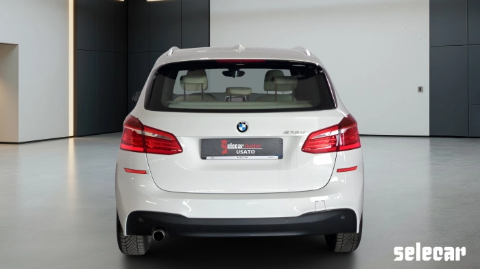BMW Serie 218d Active Tourer Sport au