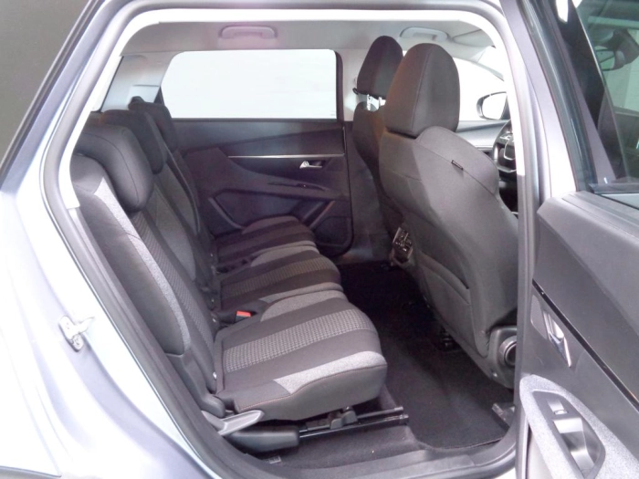 Peugeot 5008  1.5 bluehdi Active s&s 130cv 7p.ti