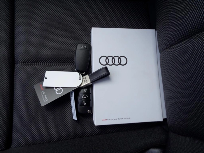 Audi Q3 Sportback  35 2.0 tdi S line edition s