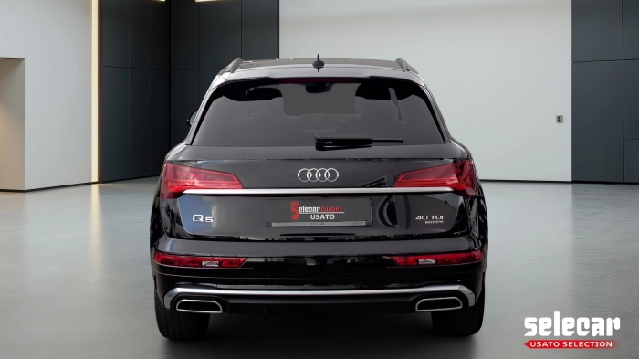 Audi Q5  40 2.0 tdi mhev 12V S line quattro s-tronic
