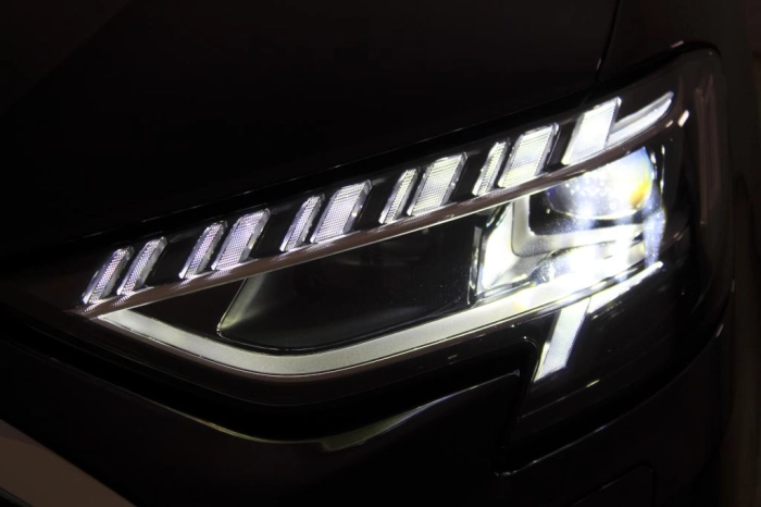 Audi A8     50 TDI quattro 210(286) kW(CV) tiptronic