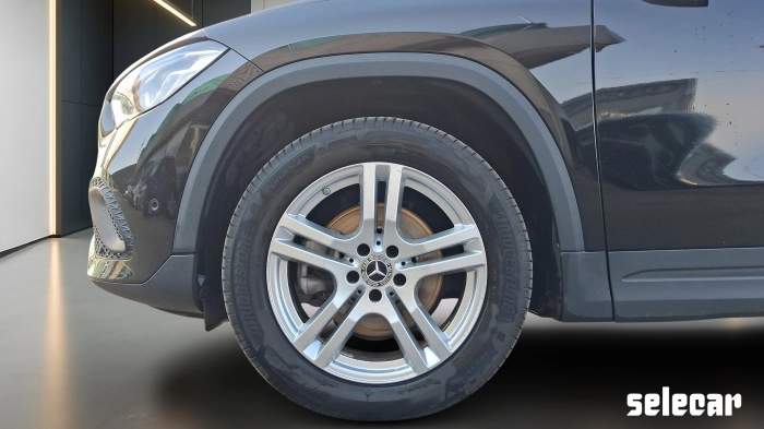 Mercedes-Benz GLA-H247 GLA 200 d Sport auto