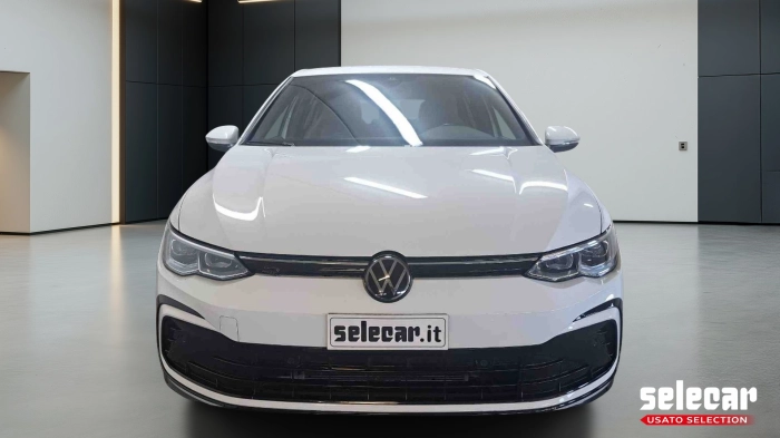 Volkswagen Golf  2.0 tdi R-Line 150cv dsg