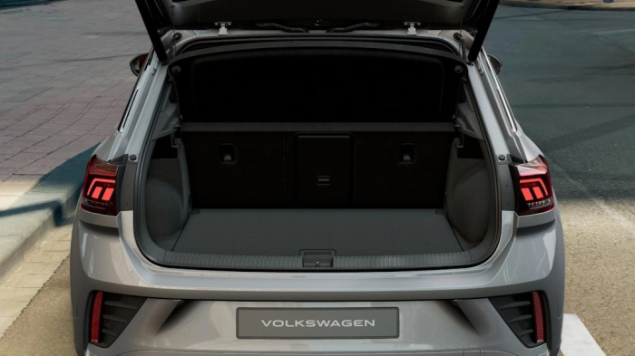 Volkswagen T-Roc  R-Line Plus 2.0 TDI SCR 110 kW (150 CV) DSG