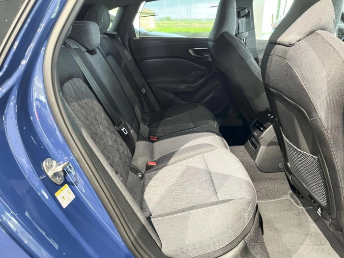 Audi A5 Sedan   Sedan  TDI quattro 150 kW S tronic