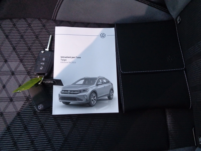 Volkswagen Taigo 1.0 tsi R-Line 110cv