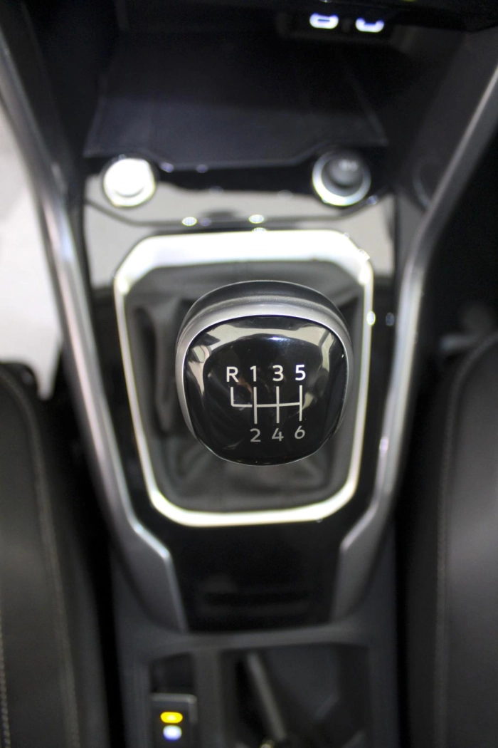 Volkswagen T-Roc  1.0 tsi Style 110cv