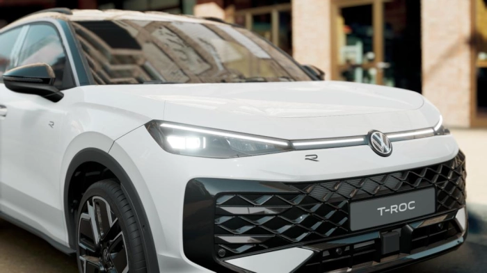 Volkswagen T-Roc Nuovo R-Line 1.5 eTSI ACT 110 kW (150 CV) DSG