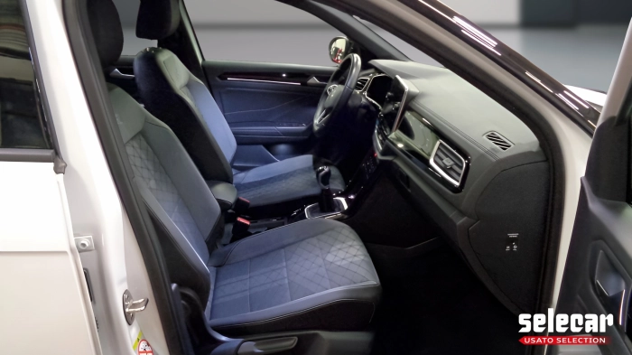 Volkswagen T-Roc  2022 -  2.0 tdi R-Line 115cv