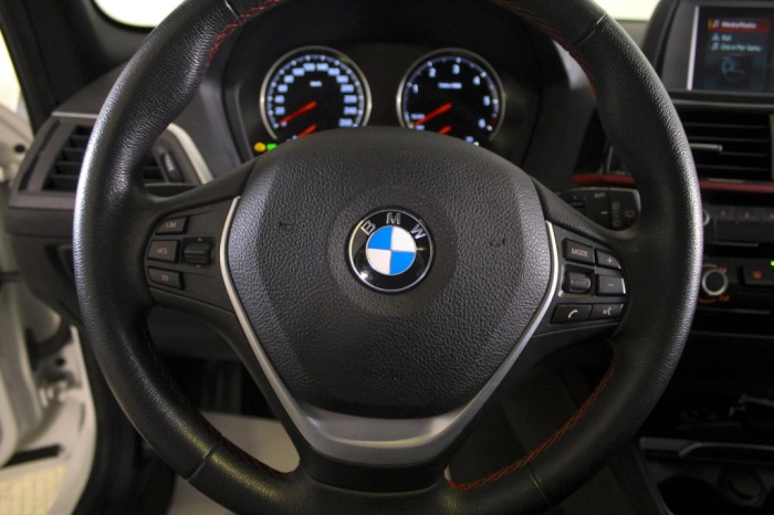 BMW Serie 116d Sport 5p my18