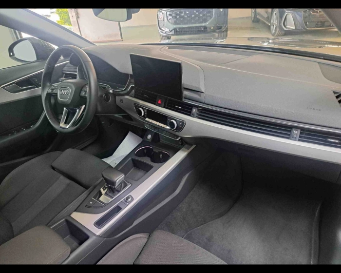 Audi A4 Avant  35 2.0 tdi mhev S Line edition 16
