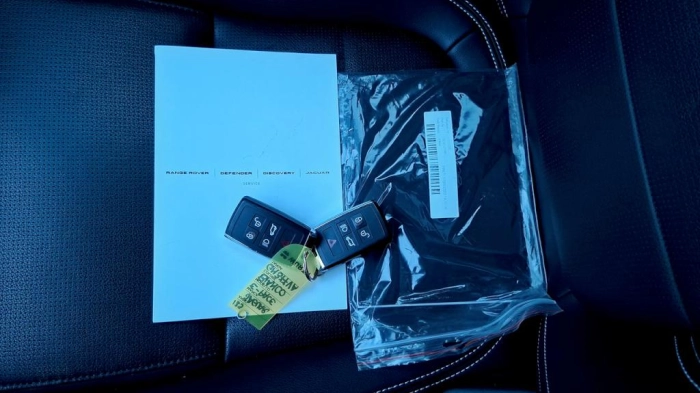 Jaguar E-Pace  2.0d i4 mhev R-Dynamic Black awd 163cv 