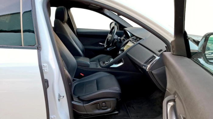 Jaguar E-Pace  2.0d i4 mhev R-Dynamic Black awd 163cv 