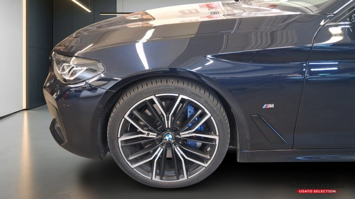BMW Serie 540d Touring mhev 48V xdrive 