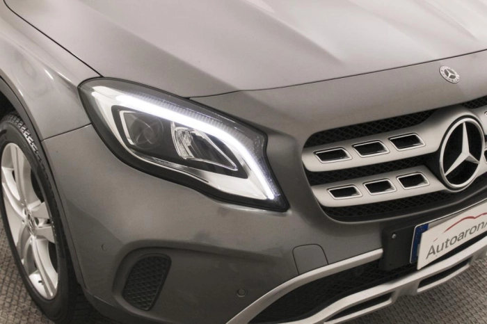 Mercedes-Benz GLA-X156 GLA 200 d Business auto