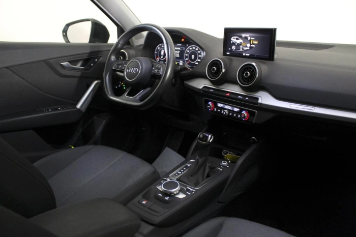 Audi Q2  30 2.0 tdi Identity Black s-tronic