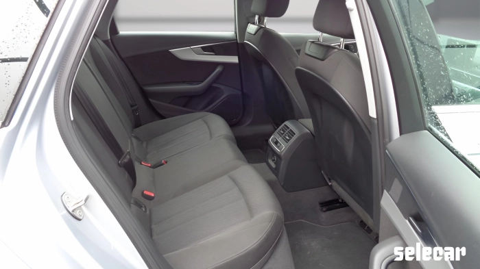 Audi A4  Allroad 2.0 tdi Business Evol