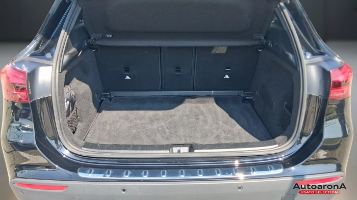 Mercedes-Benz GLA  180 d Progressive Advanced Plus auto