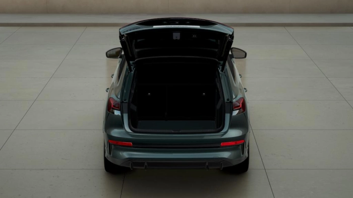 Audi Q4   SUV Custom edition e-tron  150,00 kW