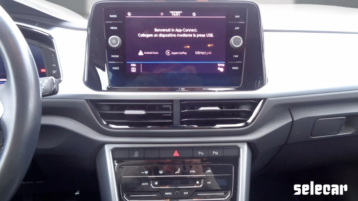 Volkswagen T-Roc  1.0 tsi Life 110cv