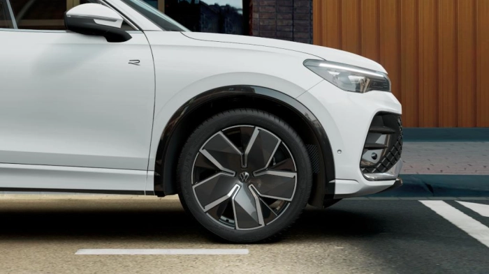 Volkswagen Tiguan Nuova R-Line Plus 1.5 eTSI ACT 110 kW (150 CV) DSG