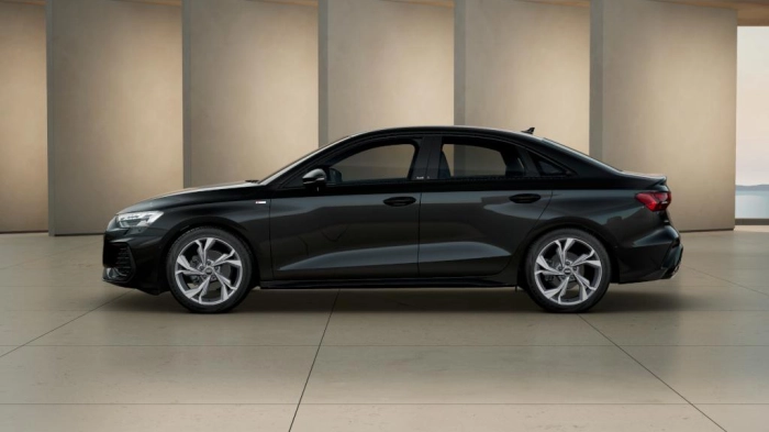 Audi A3 Sedan   S line edition TFSI  85 kW S tronic