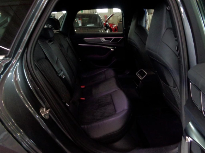 Audi A6 Avant RS6 Avant 4.0 mhev quattro tiptronic