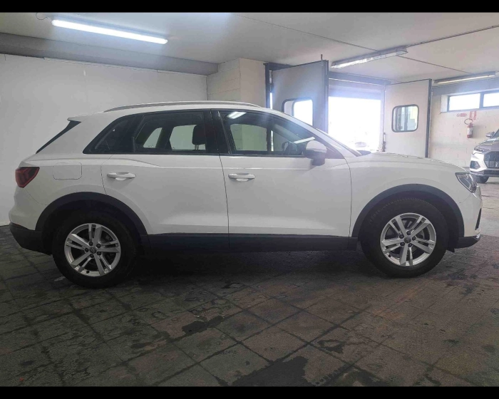 Audi Q3  35 1.5 tfsi Business Advanced s-tronic
