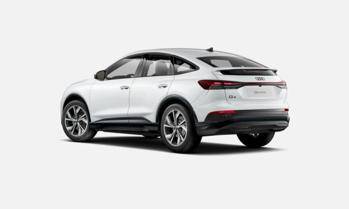 Audi Q4 Sportback   Business Advanced 45 e-tron  210,00 kW