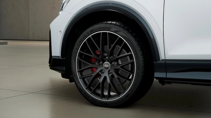 Audi Q2    Identity Black 35 TDI  110(150) kW(CV) S tronic