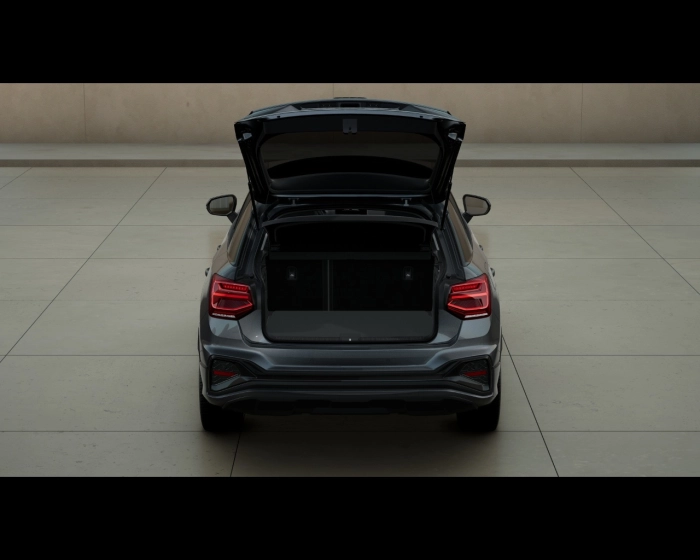 Audi Q2    Identity Black 35 TFSI  110(150) kW(CV) S tronic