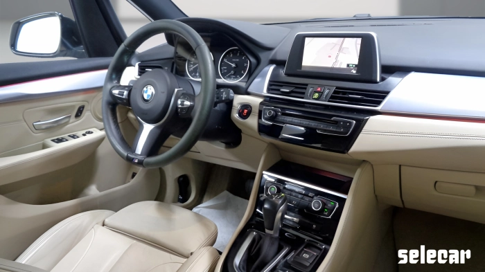 BMW Serie 218d Active Tourer Sport au