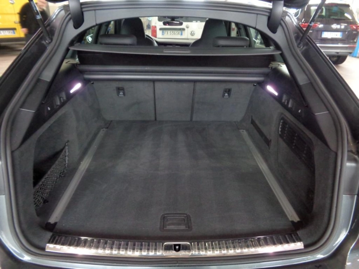 Audi A6 Avant RS6 Avant 4.0 mhev quattro tiptronic