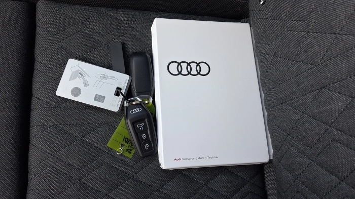 Audi Q5  2.0 tdi mhev+ S line edition quattro 204cv s-tronic