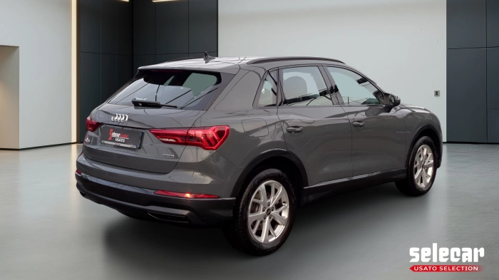 Audi Q3  40 2.0 tdi Business Advanced quattro 200cv s-tronic