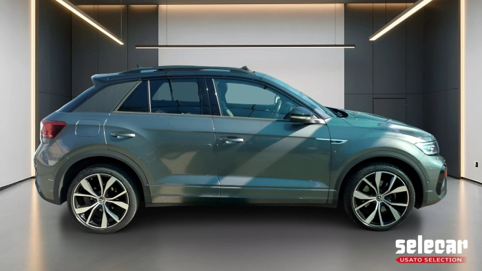 Volkswagen T-Roc  2022 -  2.0 tdi R-Line 115cv