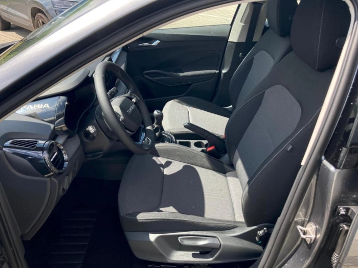 Skoda FABIA Young Edition 1.0 MPI 59 kW (80 CV) 5 marce - manuale